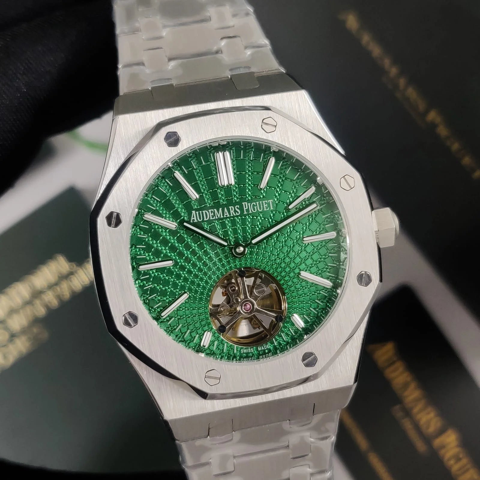 AUDEMARS PIGUET GREEN Royal Oak