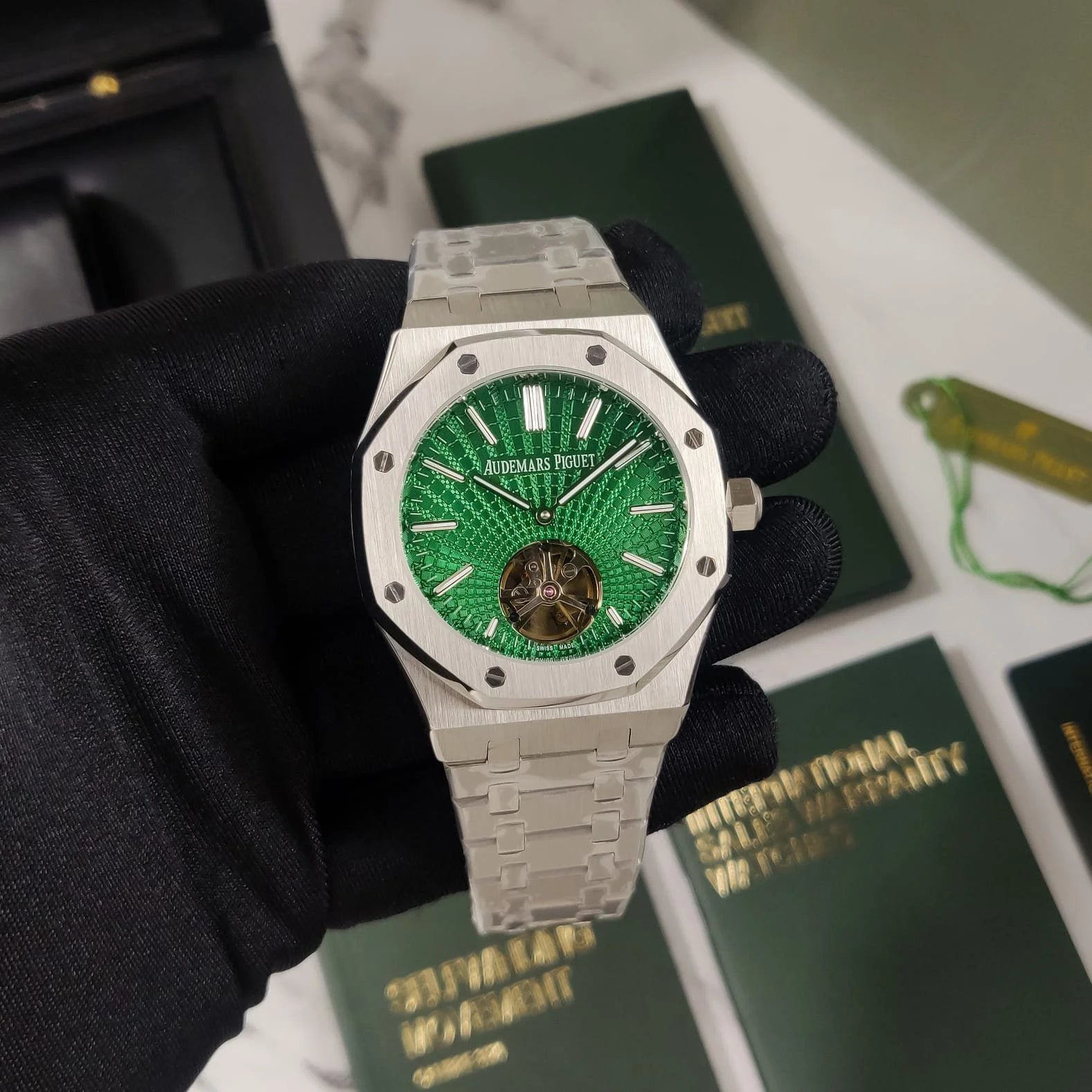 AUDEMARS PIGUET GREEN Royal Oak